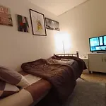 Affordable Transient - Not A Hotel - Sharing Kitchen And Washrooms